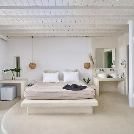 Paolas τown Boutique