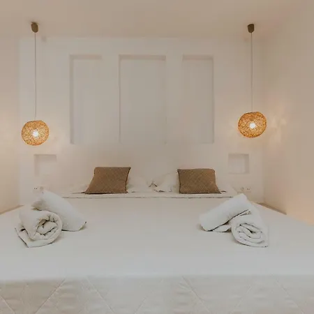 Paolas τown Boutique Mykonos Town