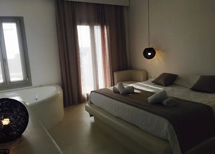 Paolas τown Boutique Hotel 4*