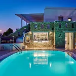 Paolas τown Boutique מלון 4*
