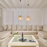 מלון Paolas τown Boutique 4*