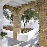 Paolas τown Boutique Mykonos Town
