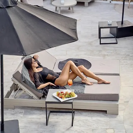 호텔 Paolas τown Boutique