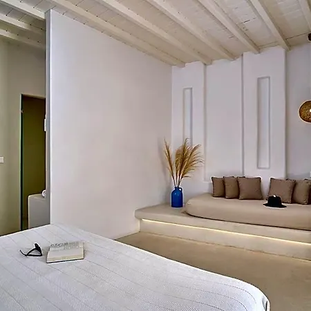 Paolas τown Boutique Mykonos Town