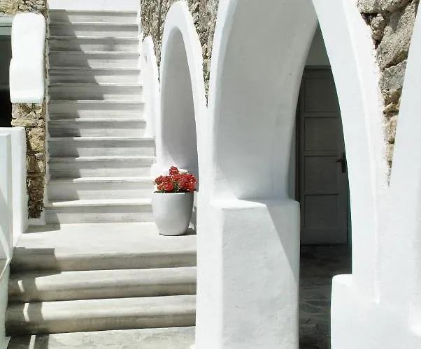 Paolas τown Boutique Hotel