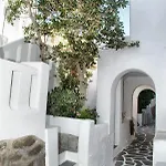 Paolas τown Boutique