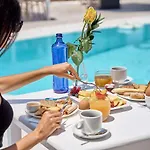 Hotell Paolas τown Boutique 4*
